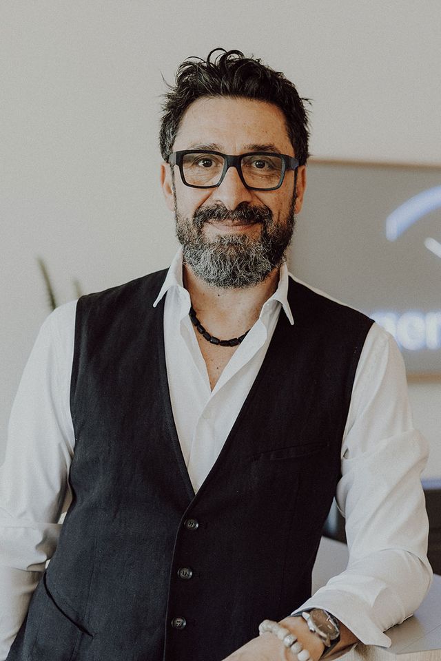 Dr. Albino Parisi